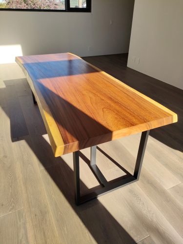 モンキーポッドテーブル　オイル塗装