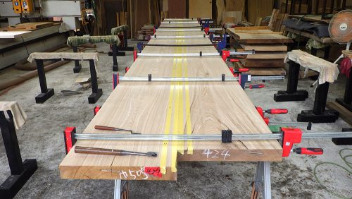 タモ2枚接ぎ天板　加工