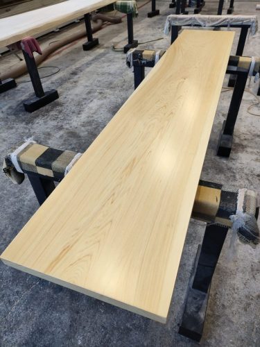 ヒノキ　ウレタン塗装