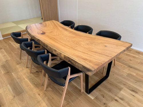 楠テーブル　ガラス塗装